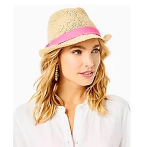 Lilly Pulitzer poolside hat